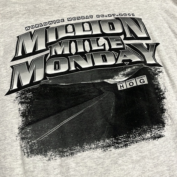 2000’s Hog Biker Longsleeve T-Shirt - Picture 2 of 4